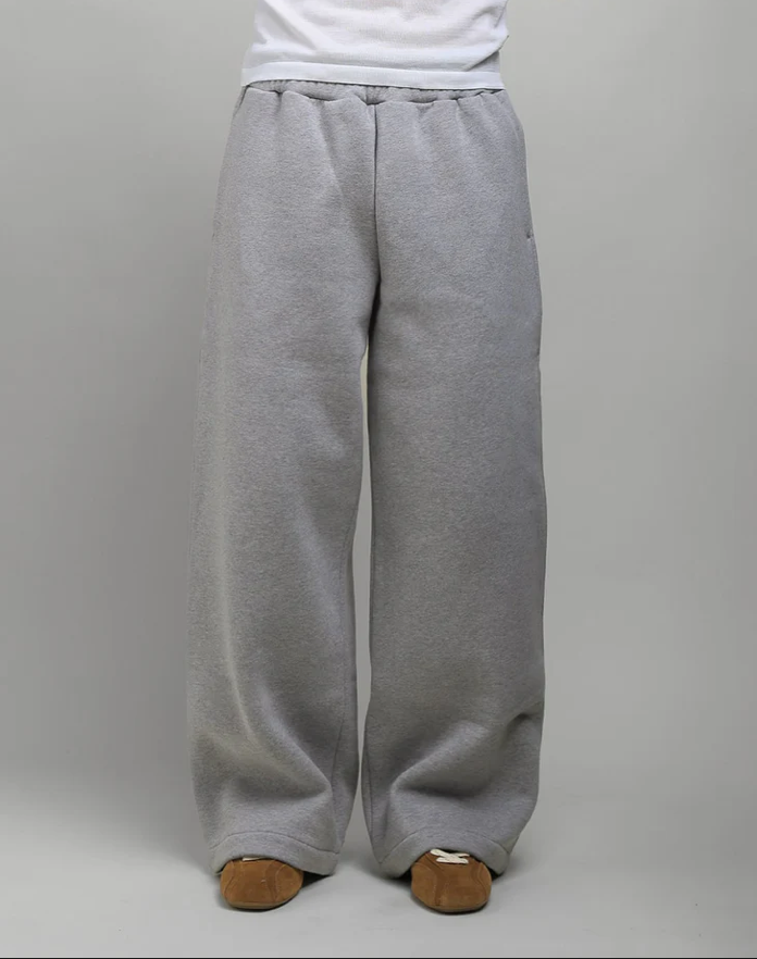 THE TRACKPANTS V4