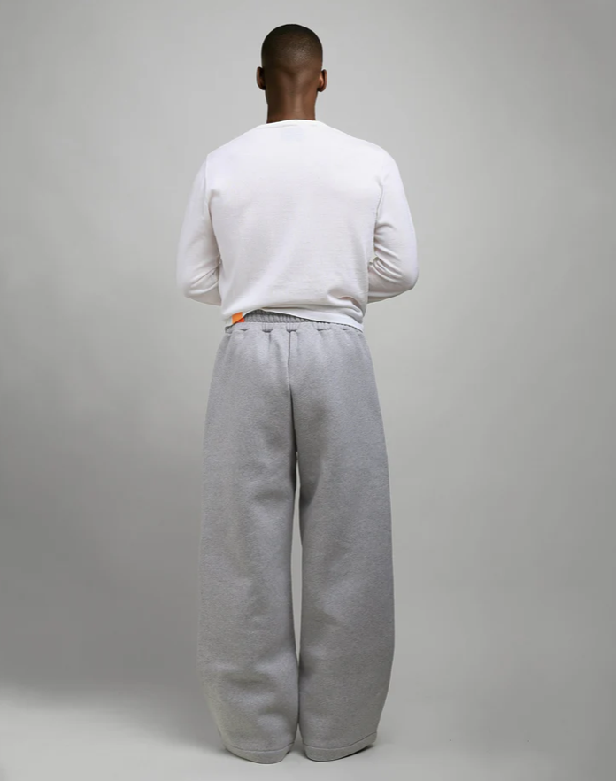 THE TRACKPANTS V4