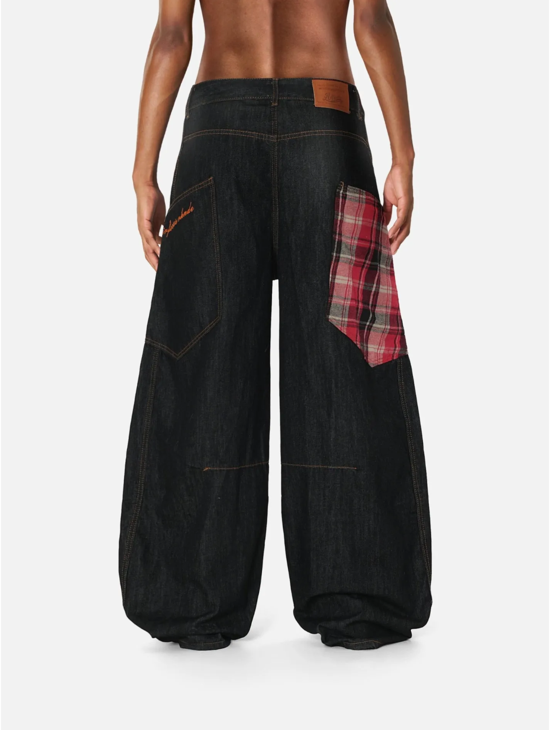 SUPER BAAGGY JEANS